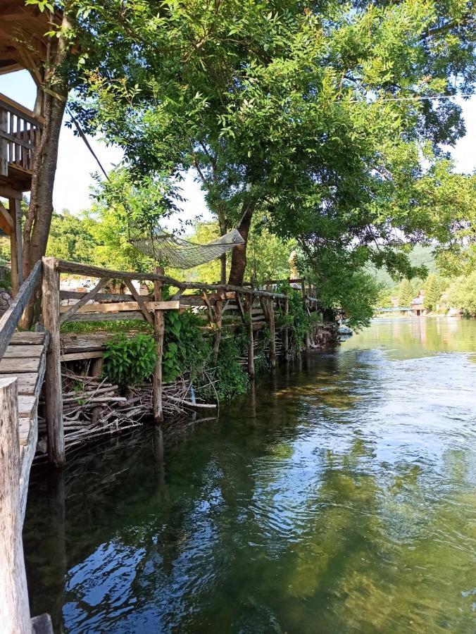 Bungalov Cozy Una Kulen Vakuf Buitenkant foto