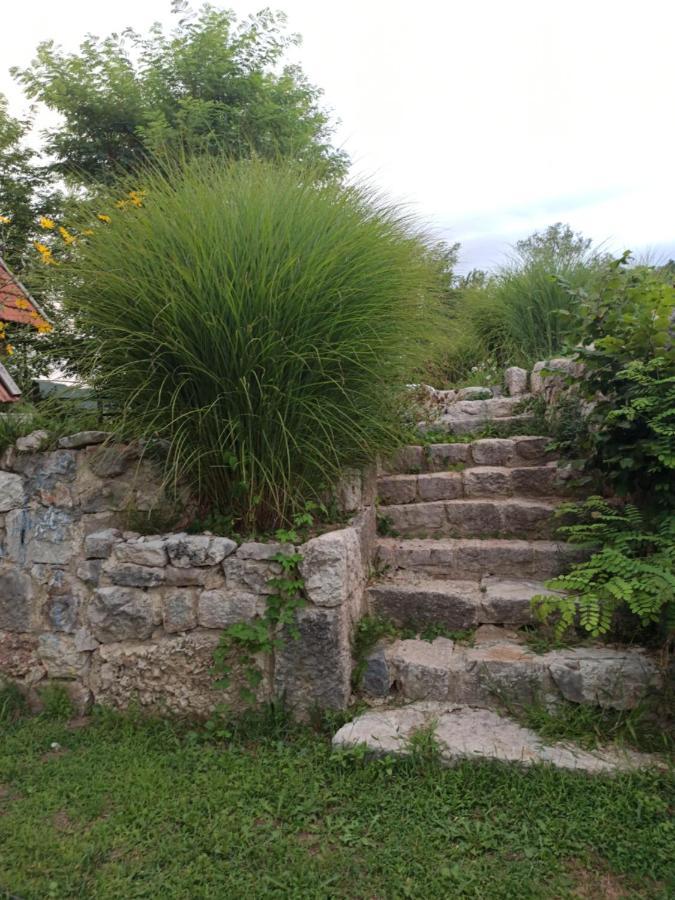 Bungalov Cozy Una Kulen Vakuf Buitenkant foto